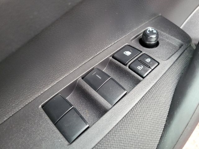 Toyota Corolla LE CVT (Natl) 2024