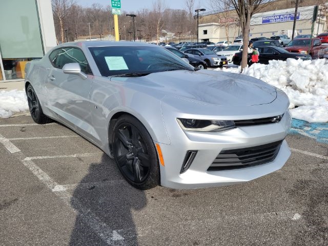 Chevrolet Camaro 2dr Cpe 1LT 2018