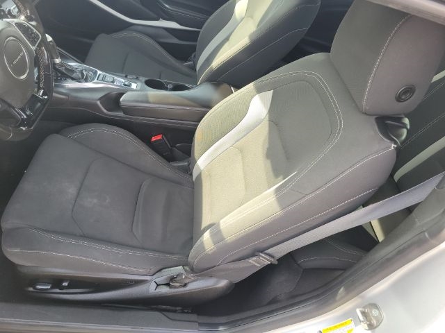 Chevrolet Camaro 2dr Cpe 1LT 2018