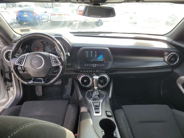 Chevrolet Camaro 2dr Cpe 1LT 2018