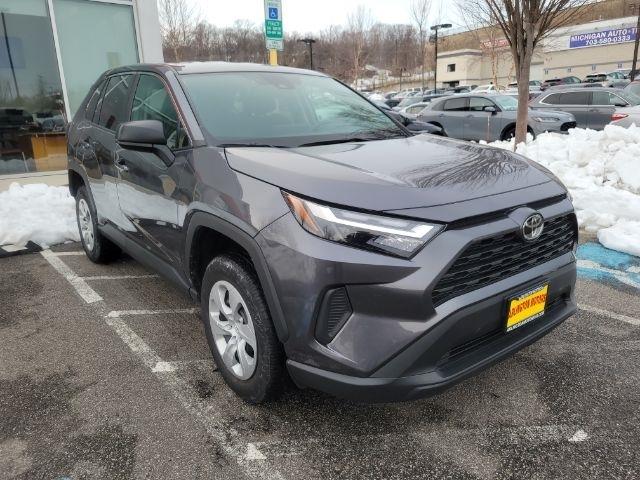 Toyota RAV4 LE AWD (Natl) 2024