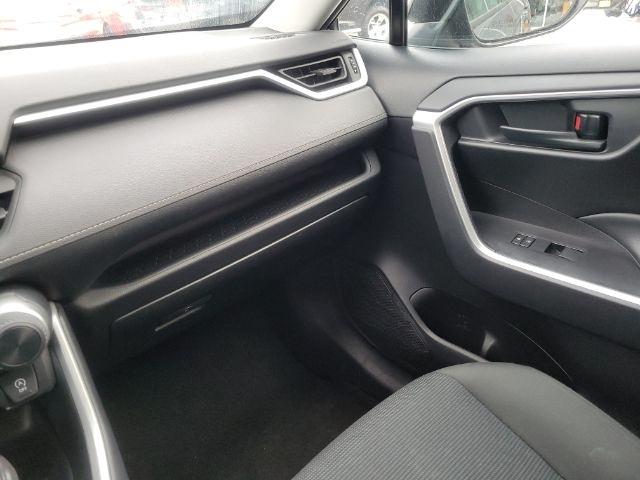 Toyota RAV4 LE AWD (Natl) 2024