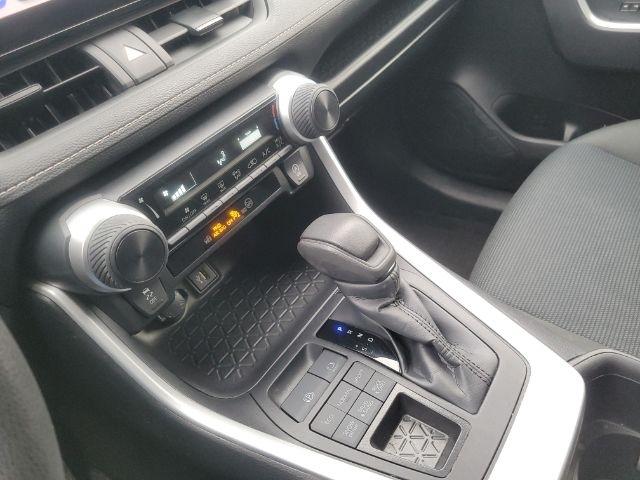 Toyota RAV4 LE AWD (Natl) 2024