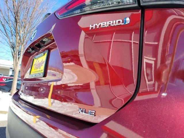 Toyota Highlander Hybrid XLE AWD (Natl) 2021