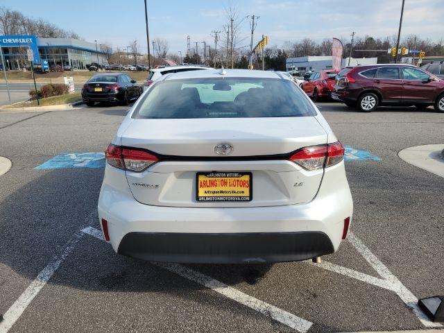 Toyota Corolla LE CVT (Natl) 2024