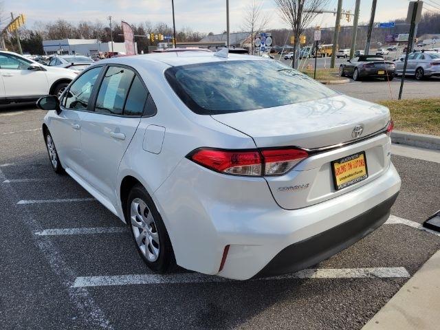 Toyota Corolla LE CVT (Natl) 2024