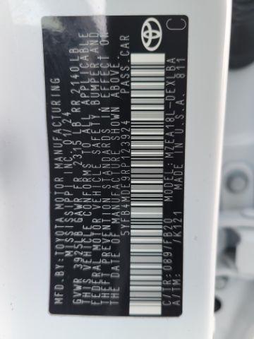 Toyota Corolla LE CVT (Natl) 2024