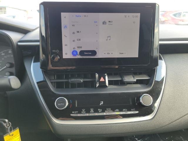 Toyota Corolla LE CVT (Natl) 2024