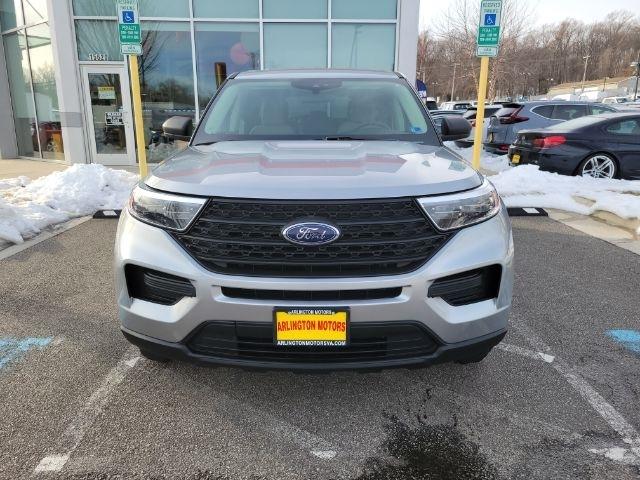 Ford Explorer Base 4WD 2022