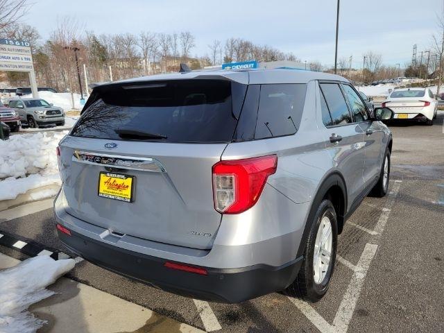Ford Explorer Base 4WD 2022