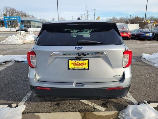 Ford Explorer Base 4WD 2022