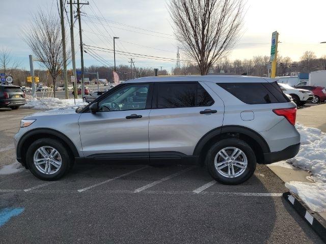 Ford Explorer Base 4WD 2022