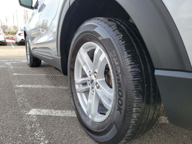 Ford Explorer Base 4WD 2022