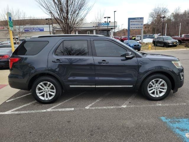 Ford Explorer XLT FWD 2017