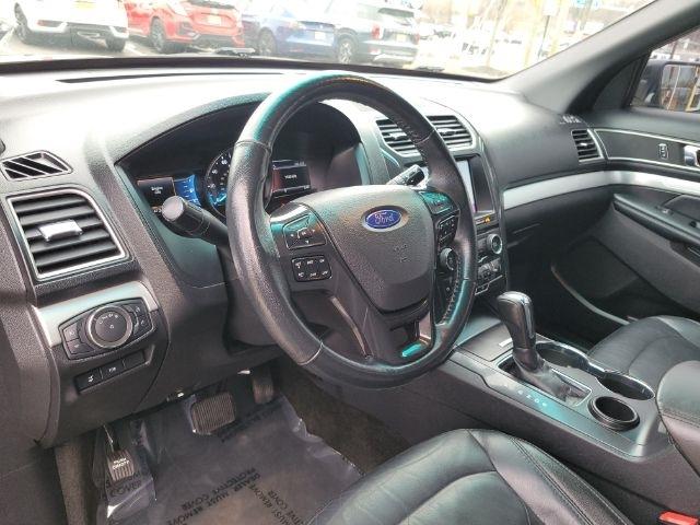 Ford Explorer XLT FWD 2017