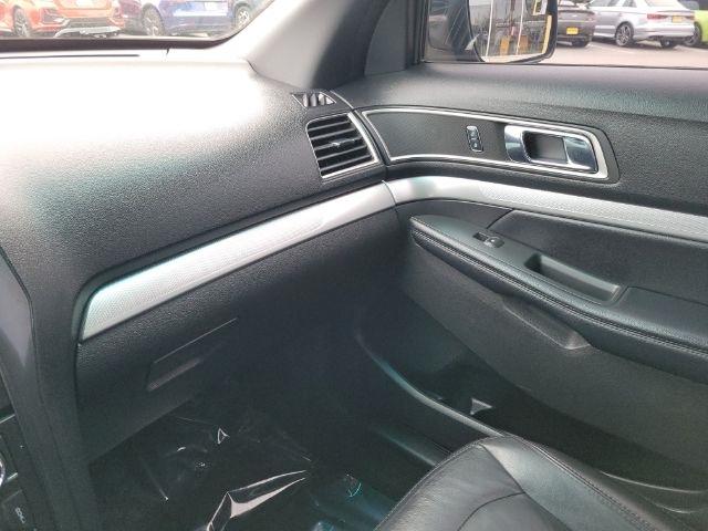 Ford Explorer XLT FWD 2017