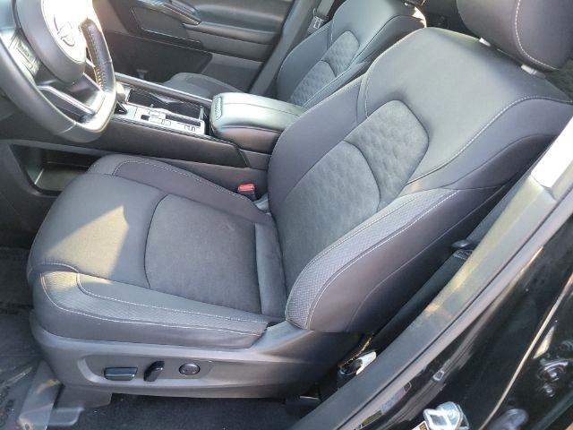 Nissan Pathfinder SV 2WD 2024