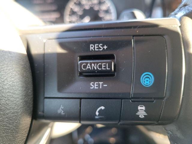 Nissan Pathfinder SV 2WD 2024