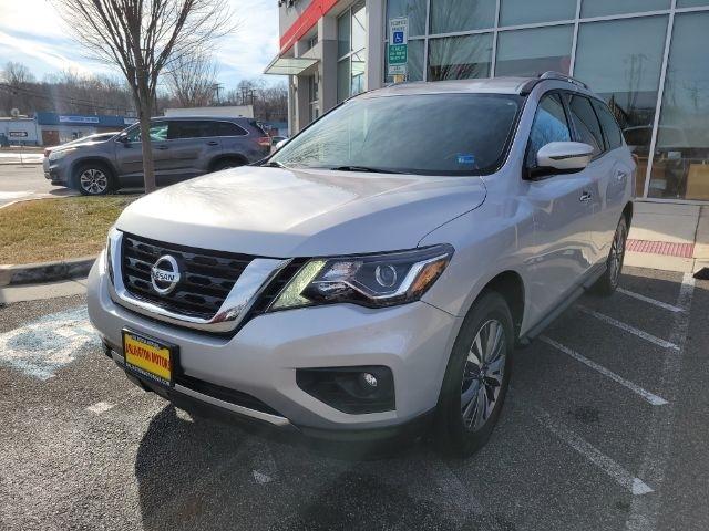 Nissan Pathfinder 4x4 SV 2019