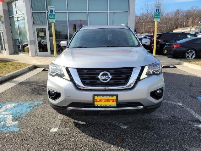 Nissan Pathfinder 4x4 SV 2019