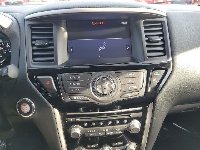 Nissan Pathfinder 4x4 SV 2019