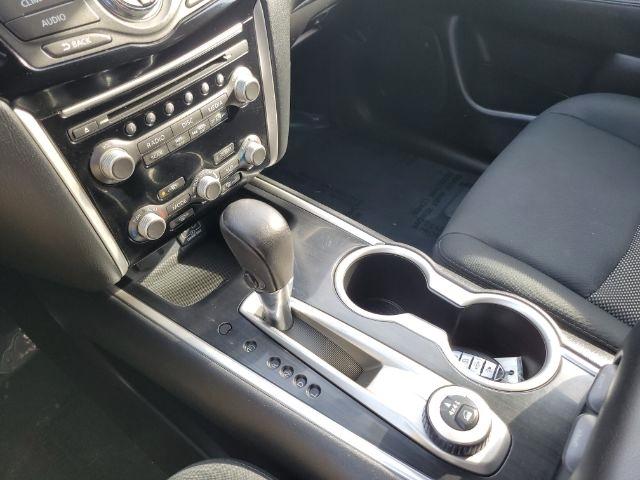 Nissan Pathfinder 4x4 SV 2019