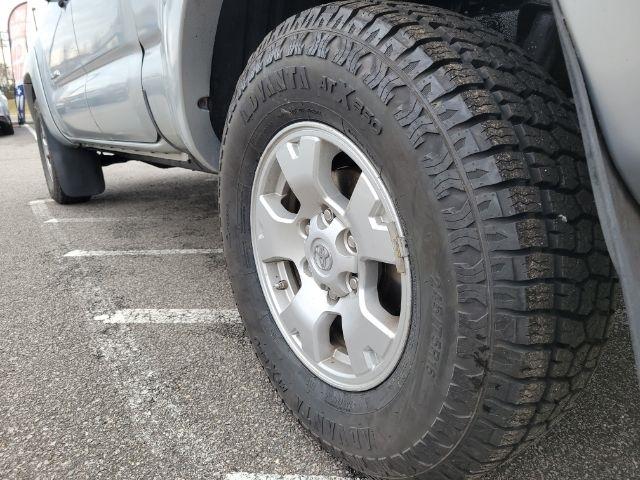 Toyota Tacoma 4WD Access Cab V6 MT (Natl) 2013