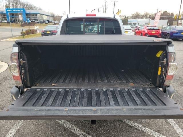 Toyota Tacoma 4WD Access Cab V6 MT (Natl) 2013