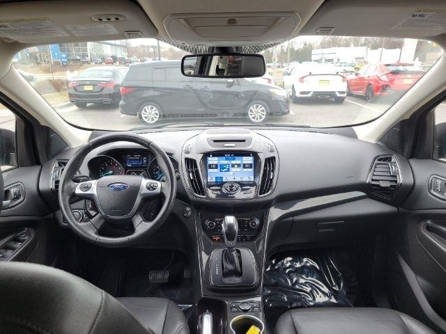 Ford Escape 4WD 4dr Titanium 2016