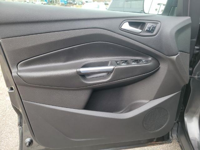 Ford Escape 4WD 4dr Titanium 2016