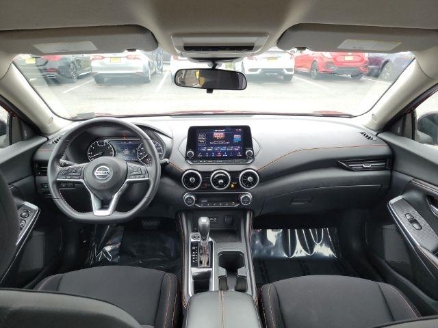 Nissan Sentra SR CVT 2021