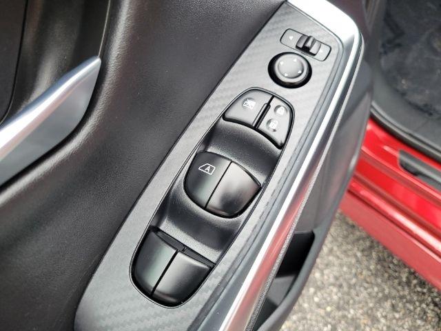 Nissan Sentra SR CVT 2021