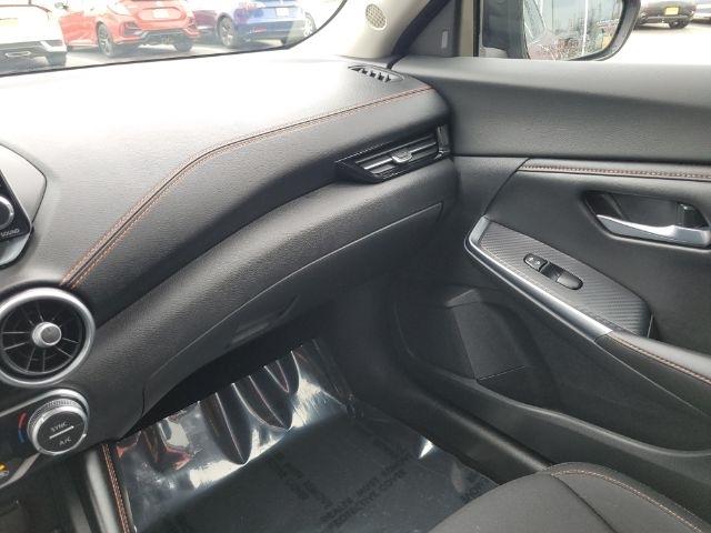 Nissan Sentra SR CVT 2021