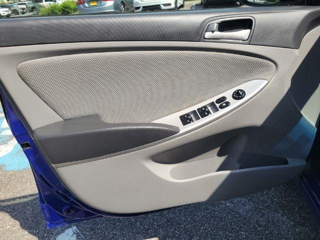 Hyundai Accent 4dr Sdn Auto GLS 2013