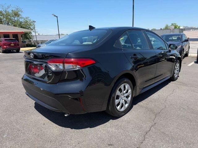Toyota Corolla LE CVT (Natl) 2022