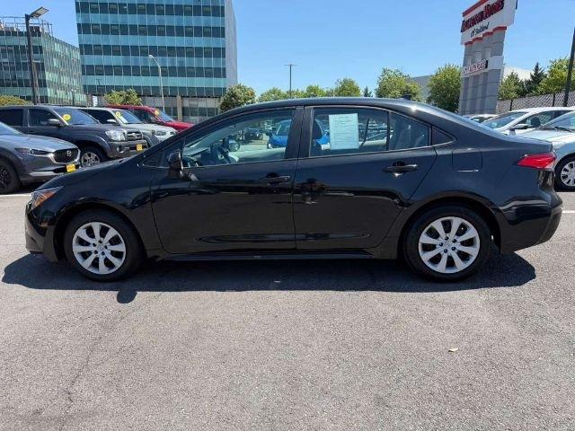 Toyota Corolla LE CVT (Natl) 2022