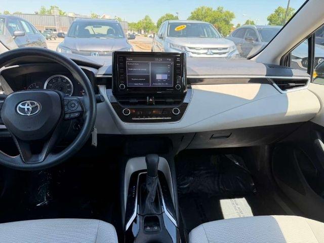 Toyota Corolla LE CVT (Natl) 2022