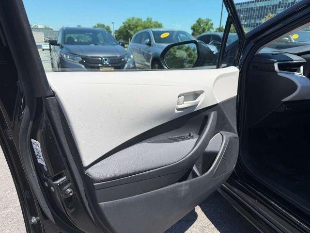 Toyota Corolla LE CVT (Natl) 2022