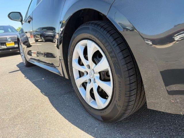 Toyota Corolla LE CVT (Natl) 2022