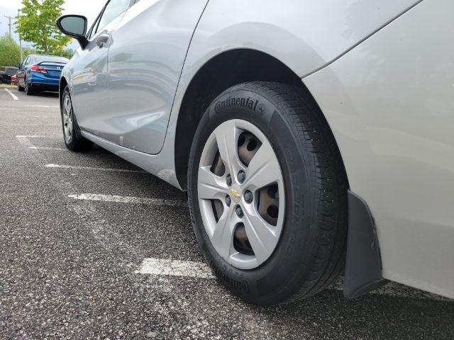 Chevrolet Cruze 4dr Sdn 1.4L LS w/1SB 2018
