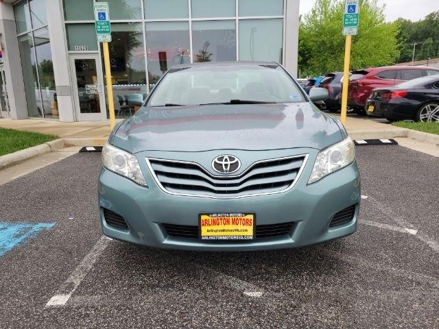 Toyota Camry 4dr Sdn V6 Auto XLE (Natl) 2011
