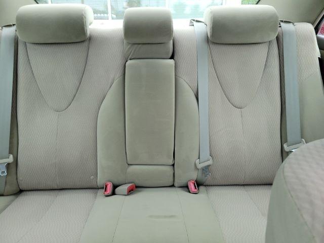 Toyota Camry 4dr Sdn V6 Auto XLE (Natl) 2011