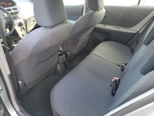 Toyota Yaris 5dr LB Man (Natl) 2010