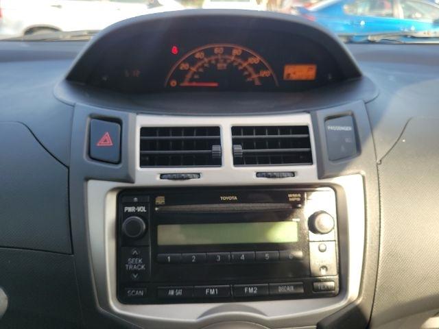 Toyota Yaris 5dr LB Man (Natl) 2010