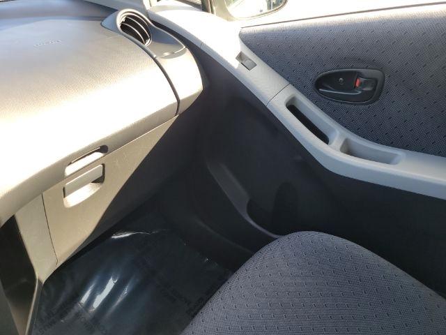 Toyota Yaris 5dr LB Man (Natl) 2010