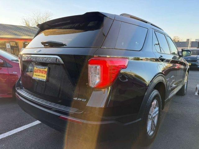 Ford Explorer XLT 4WD 2022