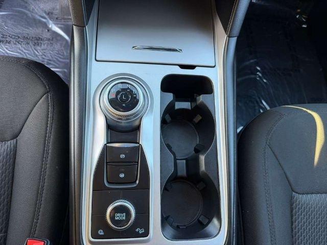 Ford Explorer XLT 4WD 2022