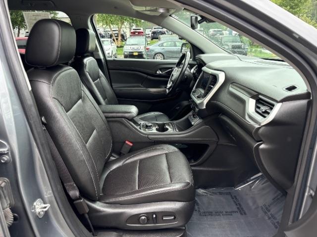 GMC Acadia AWD 4dr SLT 2020