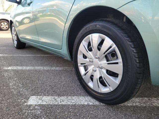 Toyota Yaris 4dr Sdn Man (Natl) 2010