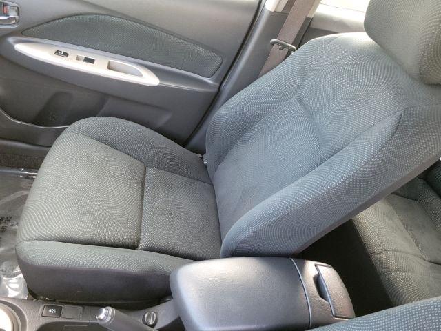 Toyota Yaris 4dr Sdn Man (Natl) 2010